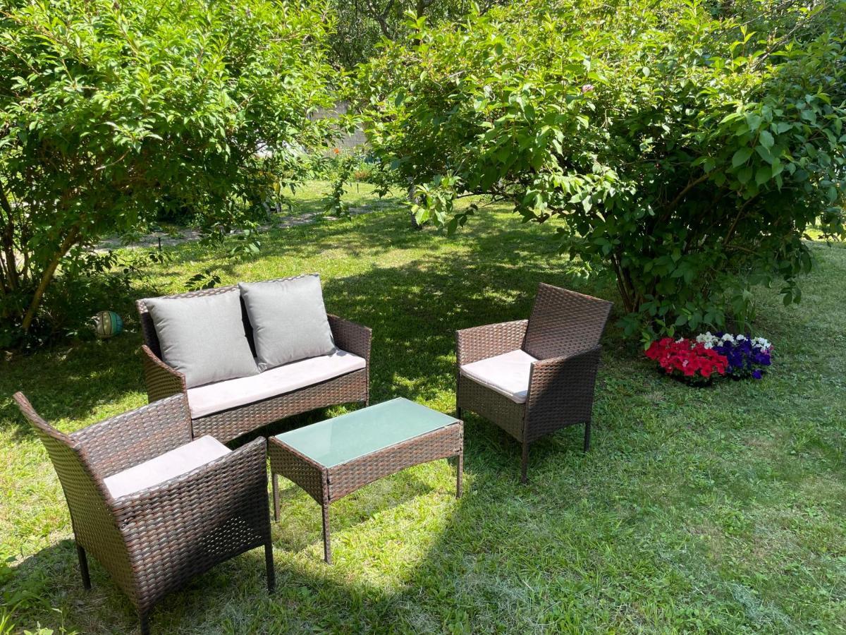 Chambre Privee Vue Sur Le Jardin Proche Centre Ville Besanzón Exterior foto